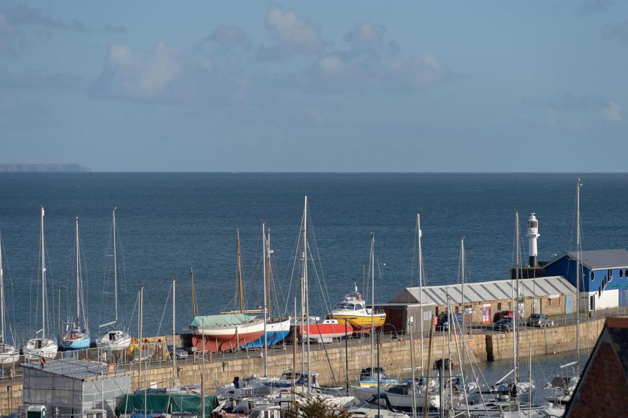 Stunning Views Over Mounts Bay With Balcony Penzance Exteriér fotografie