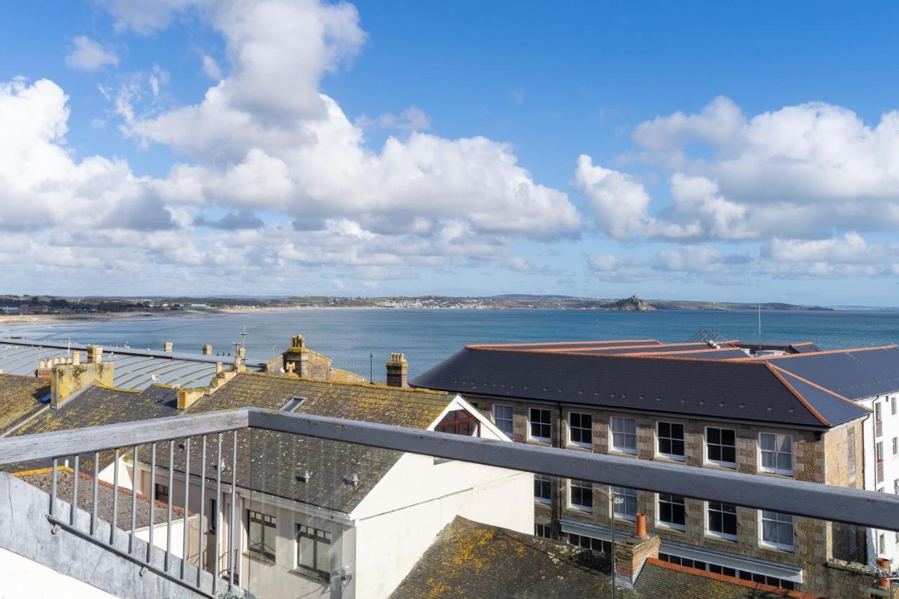 Stunning Views Over Mounts Bay With Balcony Penzance Exteriér fotografie